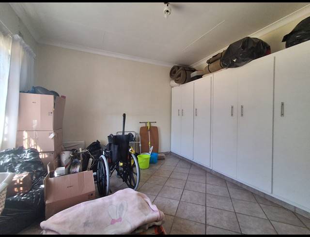 8 BEDROOM HOUSE FOR SALE IN MEYERTON CENTRAL